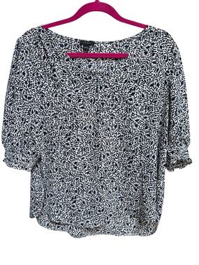 Ann Taylor Factory Black & White Leaf-Print Women's Blouse Size L